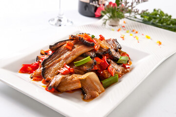 Spicy pork with chopped pepper