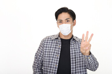 マスクをしている男性