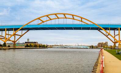 Daniel W. Hoan Memorial Bridge from Milwaukee Pier