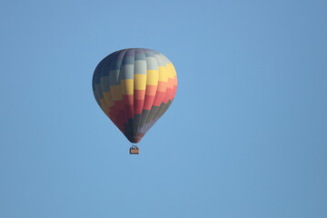Hot air balloon in a clear sky, without any clouds