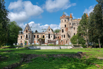 Fototapeta premium The ruins of an abandoned castle in the estate of Vladimir Khrapovitsky. Muromtsevo. architectural monument of the 19th century Neo-Gothic. Vladimir region, Russia