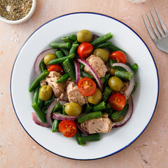 Nicoise salad with tuna and green bean