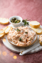 Salmon rillettes with capers