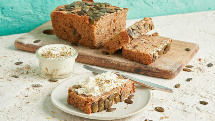 Roggen-Schrot Brot
