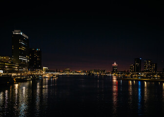 Obraz premium Amsterdam, IJ by night