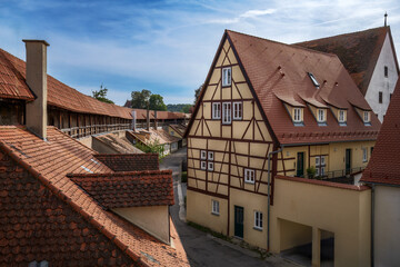 Obraz premium Historic old town of Noerdlingen at the city wall