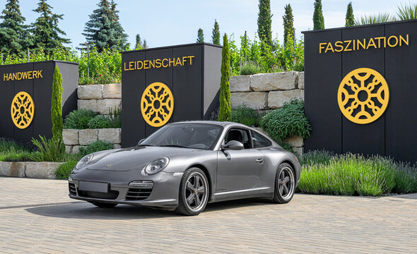 Porsche 911 Carrera 4 997 Handwerk Leidenschaft Faszination