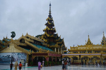 Fototapeta premium Buddhist temple in Yangon, Myanmar