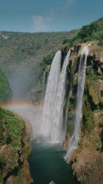 A view of the Tamul Waterfall in San Luis Potos&iacute;, Mexico, with its powerful cascading waters and lush surroundings, creating a breathtaking natural scene.