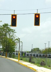 Traffic light with two red lights in Bayamón, Puerto Rico.