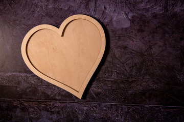 Obraz premium wooden heart, isolated on a white background. Two photos merged for large file.