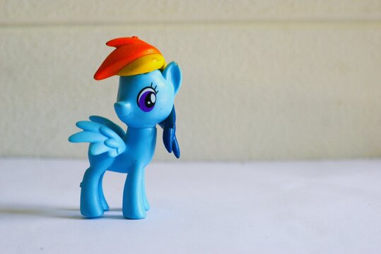 My Little Pony Pegasus Unicorn Images – Browse 2,126 Stock Photos ...