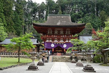 丹生都比売神社の社殿