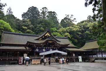 大神神社の社殿