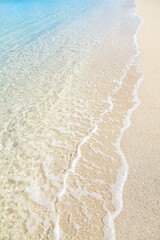 波打ち際のきれいな波