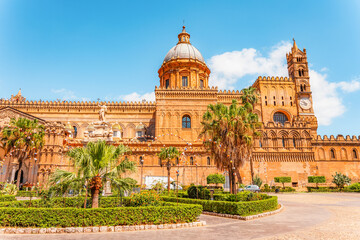 Obraz premium Palermo Cathedral in sunny day, Sicily, Italy