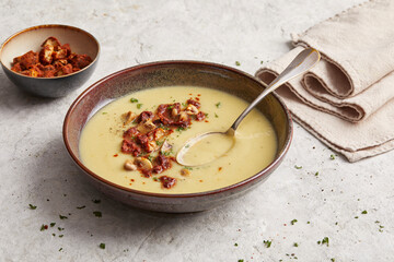 Kartoffel-Lauchsuppe