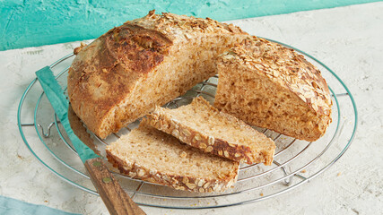 Dinkel Porridge Brot