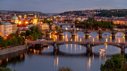 Blick auf die "Goldene Stadt" Prag vom Letná Park