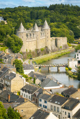 Panorama Aerien  Verticale Chateau