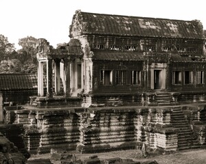 Obraz premium Ancient temples of the abandoned city of Angkor, near the city of Siem Reap, Cambodia