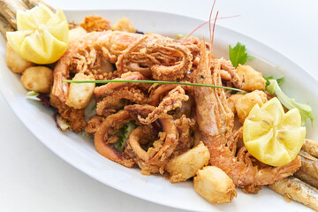 Plato de pescado frito