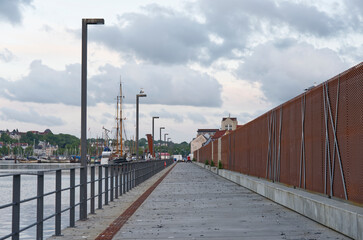 Naklejka premium View of the Flensburg waterfront after the completion of the promenade between Nordertorkai and Galwikpark on the Flensburg Fjord