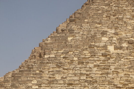 edge of the great pyramid of giza