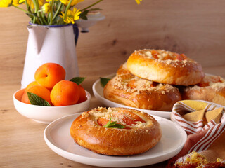 Apricot and ricotta  buns
