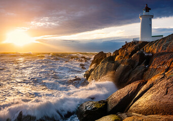 Fototapeta premium lighthouse on the coast