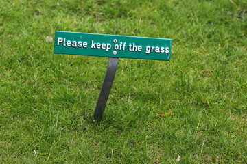 Please keep off the grass.