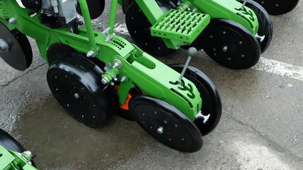 Innovative precision seed drill mechanism enhances agricultural efficiency for improved crop cultivation