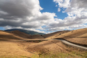 Fototapeta premium The tehachapi Mountains in California