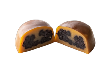 Sweet, round confection, cut in half