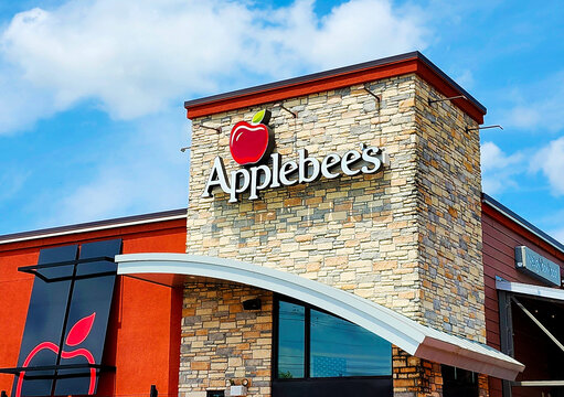 Applebee's restaurant sign