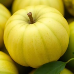 Yellow Apple Close-Up with Smooth Texture and Stem | Manzana Amarilla en Primer Plano con Textura Suave y Tallo Yellow Apple Close-Up in Natural Light

