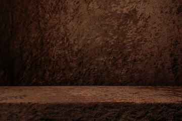茶色いベルベットの布で覆われた、空間。商品台