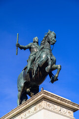 Obraz premium スペインマドリードにあるフェリペ4世の美しい騎馬像