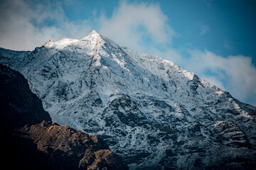 Fototapeta premium Snow mountains in Tibet, China