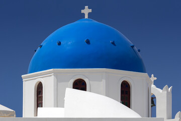 Agios Nikolaos-Kirche, Oia, Santorin, Kykladeninsel, Griechenland, 20.05.2025 < english> Agios...