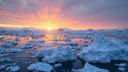 Obraz premium Antarctic sunset glow