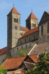 Quedlinburg - Stiftskirche über den Dächern der Altstadt, Sachsen-Anhalt, Deutschland, Europa