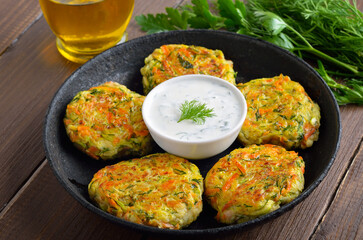 Diet vegetable cutlet from zucchini, carrot, herbs