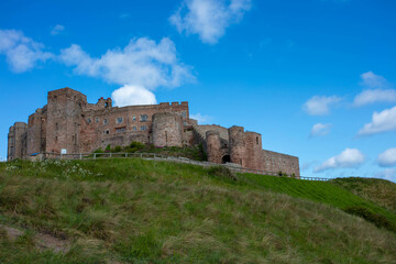Fototapeta premium Bamburgh Castel, Bamburgh, Northumbnerland, UK