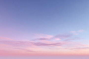 Fototapeta premium serene sky gradient transitioning smoothly from ultrabright blue to soft pink and violet