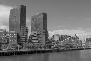 Fototapeta premium Die Stadt Bilbao im Baskenland