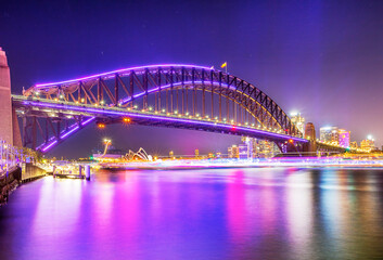 Sydney Vivis Milsons bulb arch wide