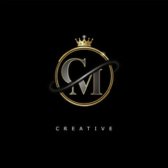 CM Luxury Creative Logo – Elegant Gold Monogram Letter mark with Crown, Circle & Royal Style for Fashion, Boutique, Jewelry, Branding & Premium Identity Design