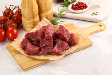 Raw beef cubes for cooking