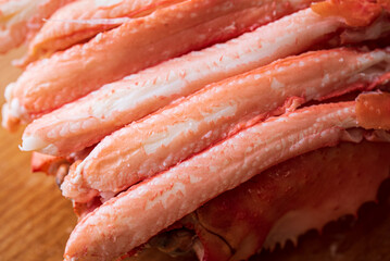 동해안 해산물 대게, 홍게,킹크랩은 게살이 꽉차있어서 요리에 잘어울린다.